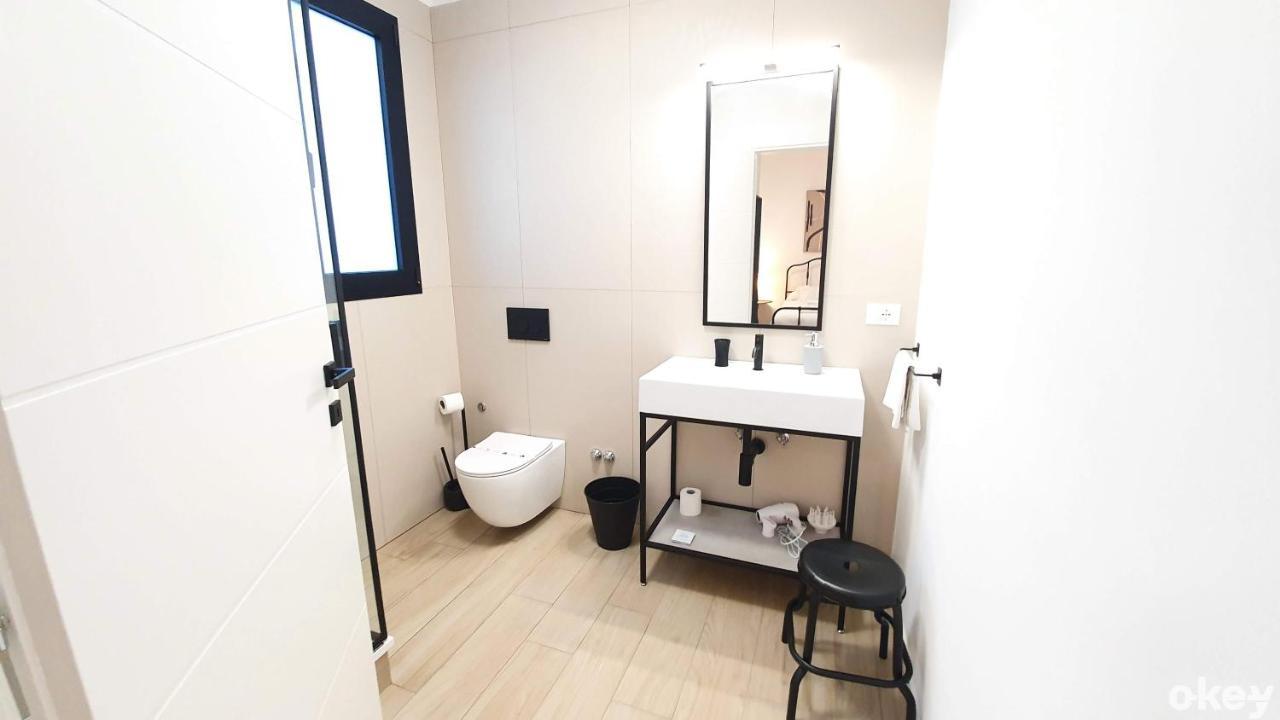 Dimora Beluga - Bari Centro Hotell Eksteriør bilde